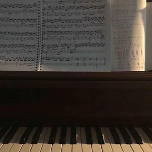 美女直播扒开大腿给你看BB
